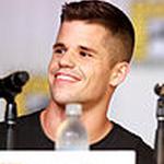 Charlie Carver